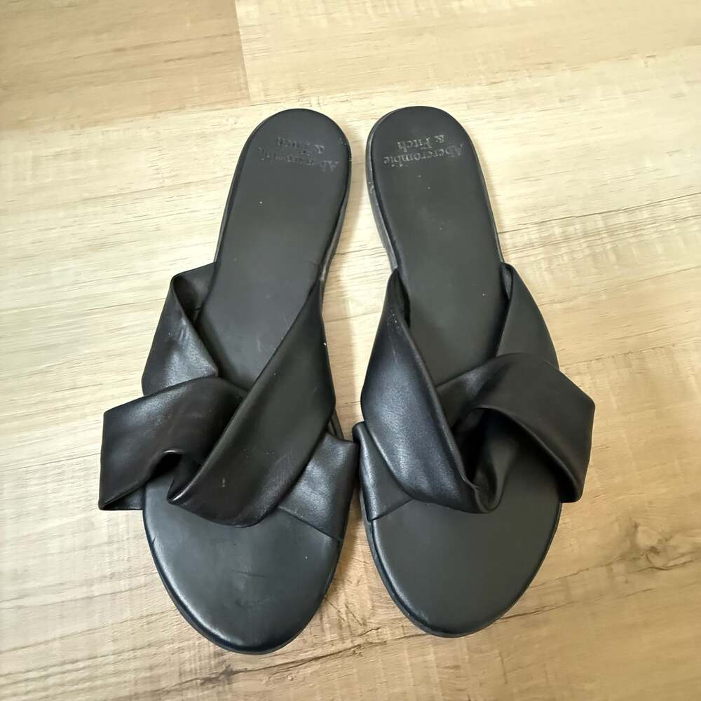 Abercrombie & Fitch Black Faux Leather Twist Strap Slide Sandals